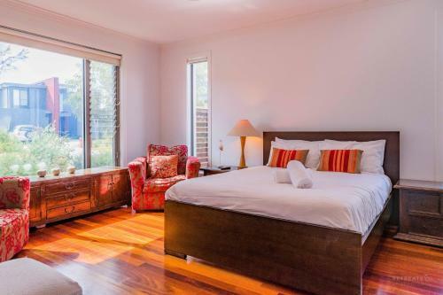 Lahinch Mews - Family Bookings Only