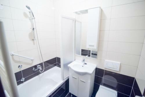 Bed & Breakfast Holiday Resort Zlatni Dol Mostar