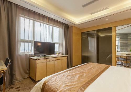 Fuqing Golden Eagle Days Hotel