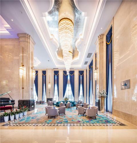 Hotel Howard Johnson New District Plaza Ziyang