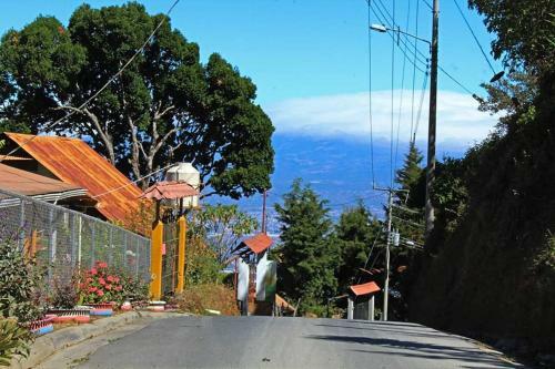 Santa Ana City Views - Breathtaking Full Chalet