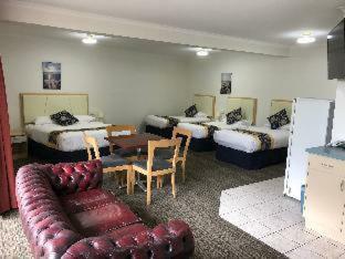Hotel Jacksons Motor Inn