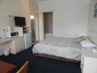 Hotel Jacksons Motor Inn