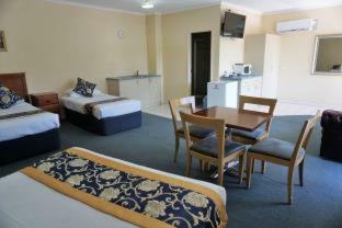 Hotel Jacksons Motor Inn