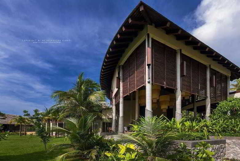 Hotel Chantaramas Resort And Spa