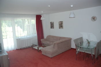 Aparthotel Ad Landek
