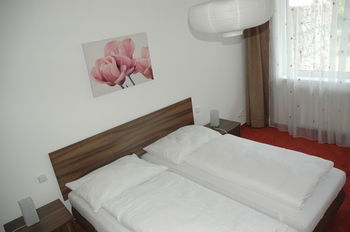Aparthotel Ad Landek