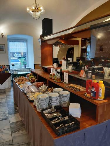 Hotel Jest?�b�