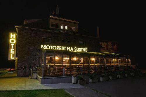 Hotel Na ?ustn?