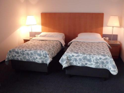 Hotel Dv?r