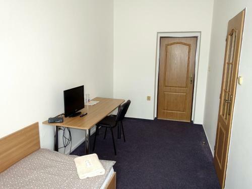 Hostal Hotel Sta?�?