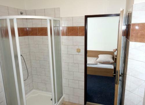 Hostal Hotel Sta?�?