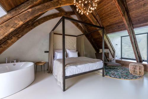 Hotel Yard Resort