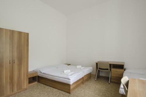 Hostal Z�mek Ra?ice