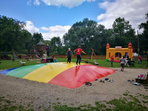 Hostal Zrcadlov� Koza