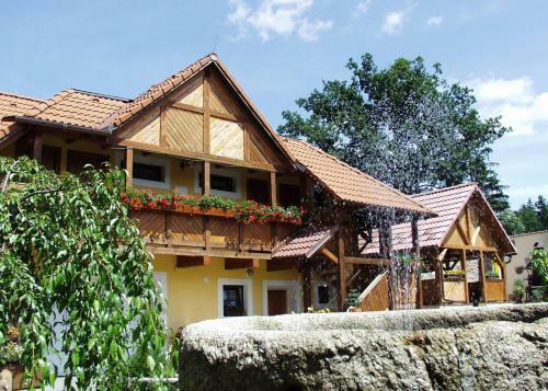Hostal Penzion U Candru