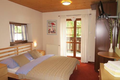Hostal Chalet H?ebenka