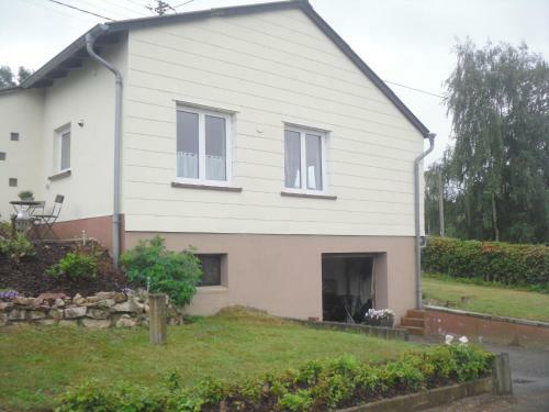 Ravishing Bungalow In Morbach Germany With Garden