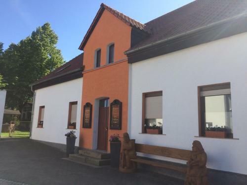 Hostal Pension Zum Alten Gasthaus H�nsel