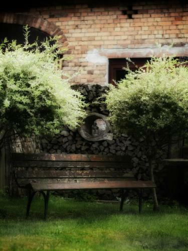 Hostal Pension Zum Alten Gasthaus H�nsel