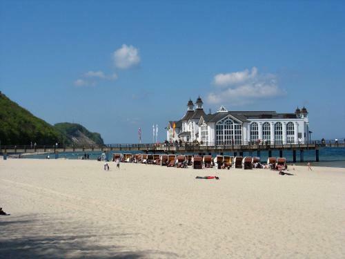 Apartamento Ferienappartements Unterm Reetdach