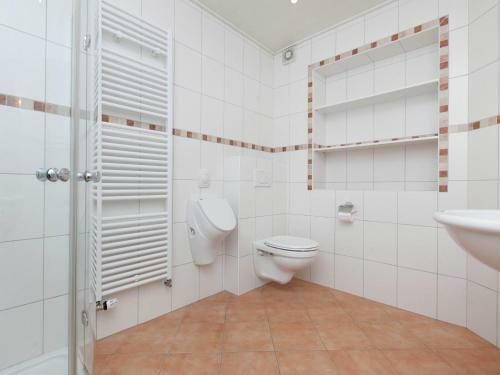 Spacious Apartment In Rodershausen With Barbecue