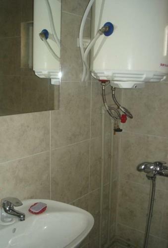 Hostal Apartments Dan Dar