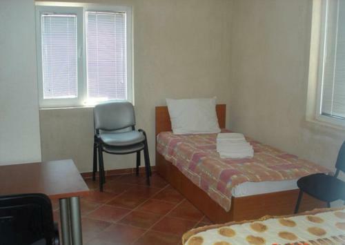 Hostal Apartments Dan Dar