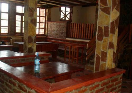 Hostal Apartments Dan Dar