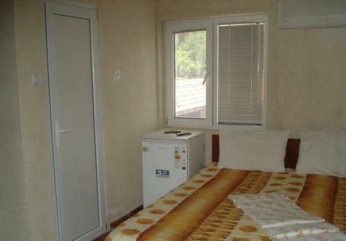Hostal Apartments Dan Dar