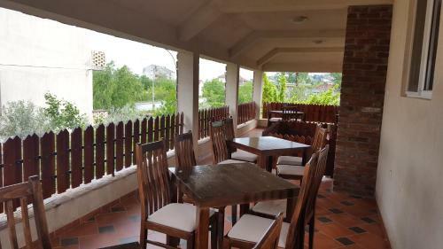 Hostal Apartments Dan Dar