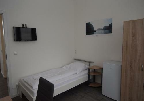 Hostal Monteurzimmer Messe Airport
