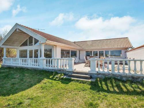 Four-bedroom Holiday Home In Sj�llands Odde 2