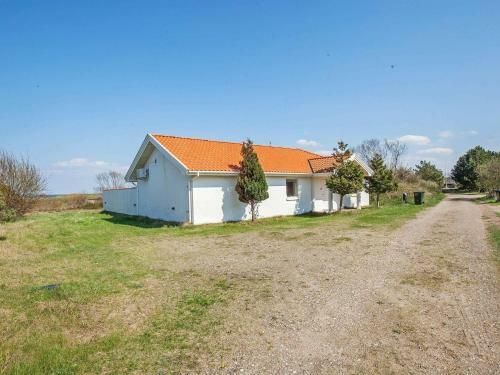 Four-bedroom Holiday Home In Sj�llands Odde 2