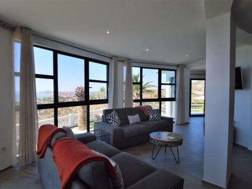 Luxury Villa With Private Pool In Coveta Fuma