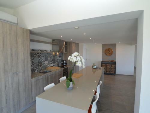 Luxury Villa With Private Pool In Coveta Fuma