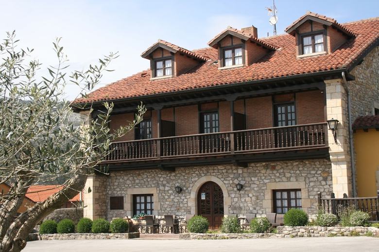 Hostal Posada La Busta