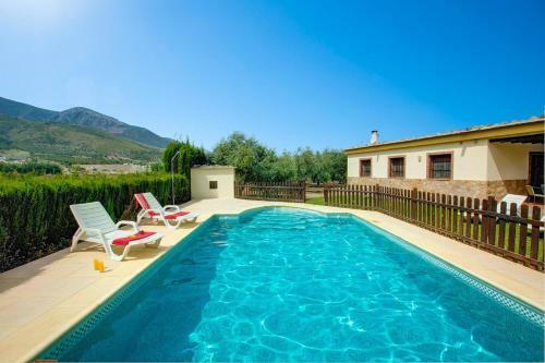 Los Tablones Villa Sleeps 4 Pool Wifi