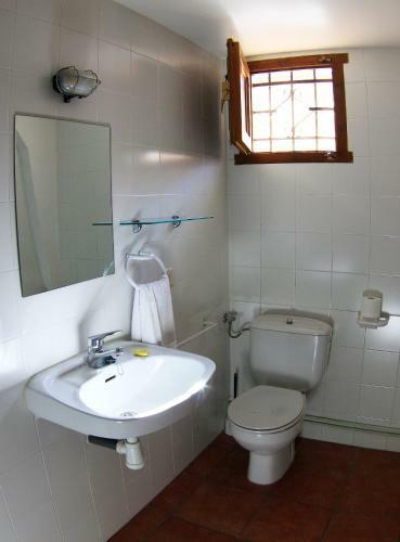 Hostal Albergue Rural Econatur