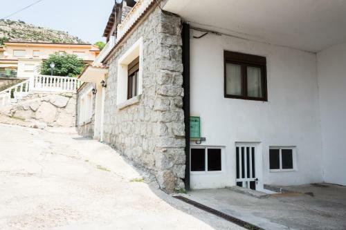 Las Casas De La Roca