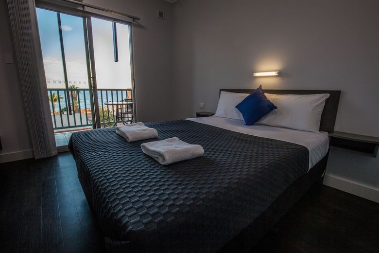 Beadon Bay Hotel