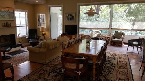 Bed & Breakfast Glenburn House