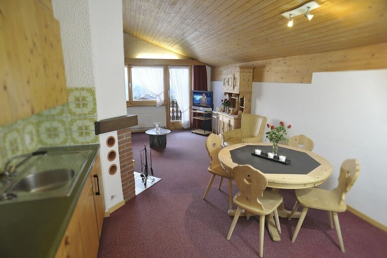 Hotel Pazzola