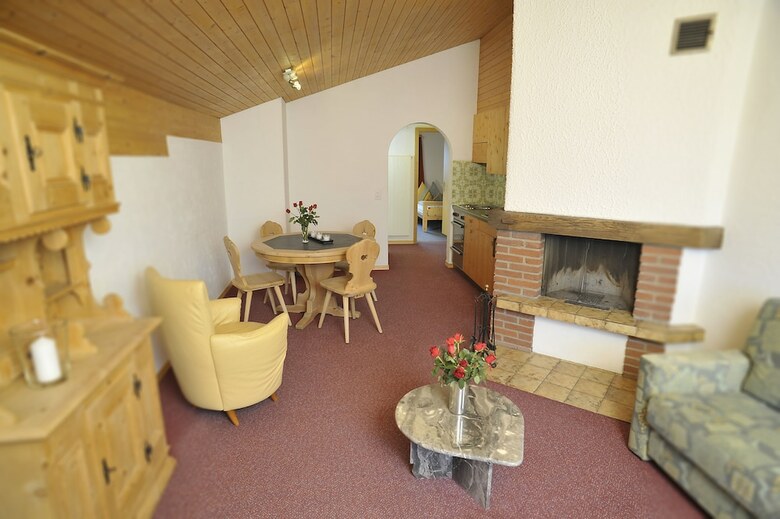 Hotel Pazzola