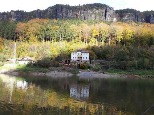 Hostal Penzion P?�voz