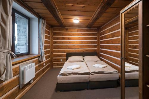 Hostal Chata Je?abinka