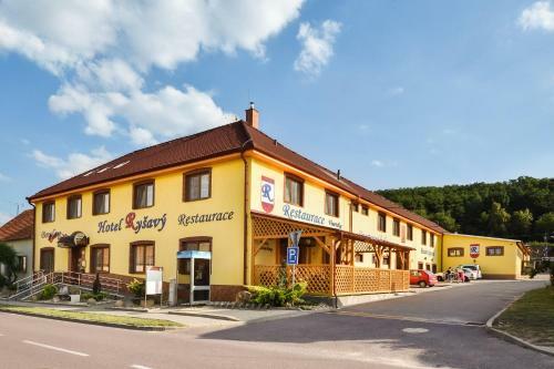 Hotel Ry?av�