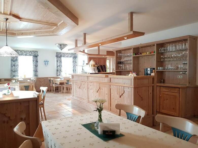 Hostal Pension Nadia