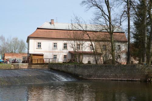 Hostal ?pork?v Ml�n