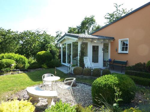 Cozy Apartment In Birkenbeul With Private Terrace